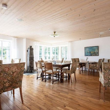 Villa Hasselbacken Garsnas Экстерьер фото