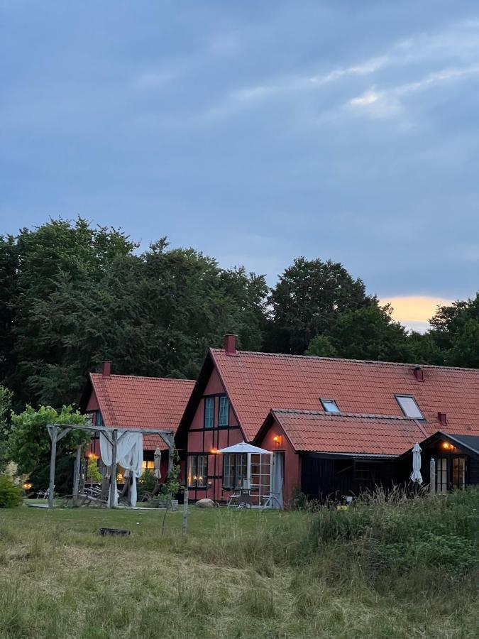 Villa Hasselbacken Garsnas Экстерьер фото